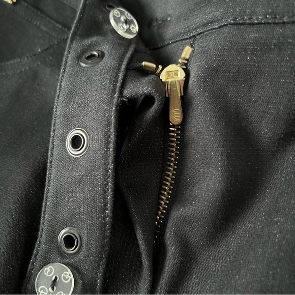 ST. John Sport Back Lace Up Jeans - Picture 6 of 12